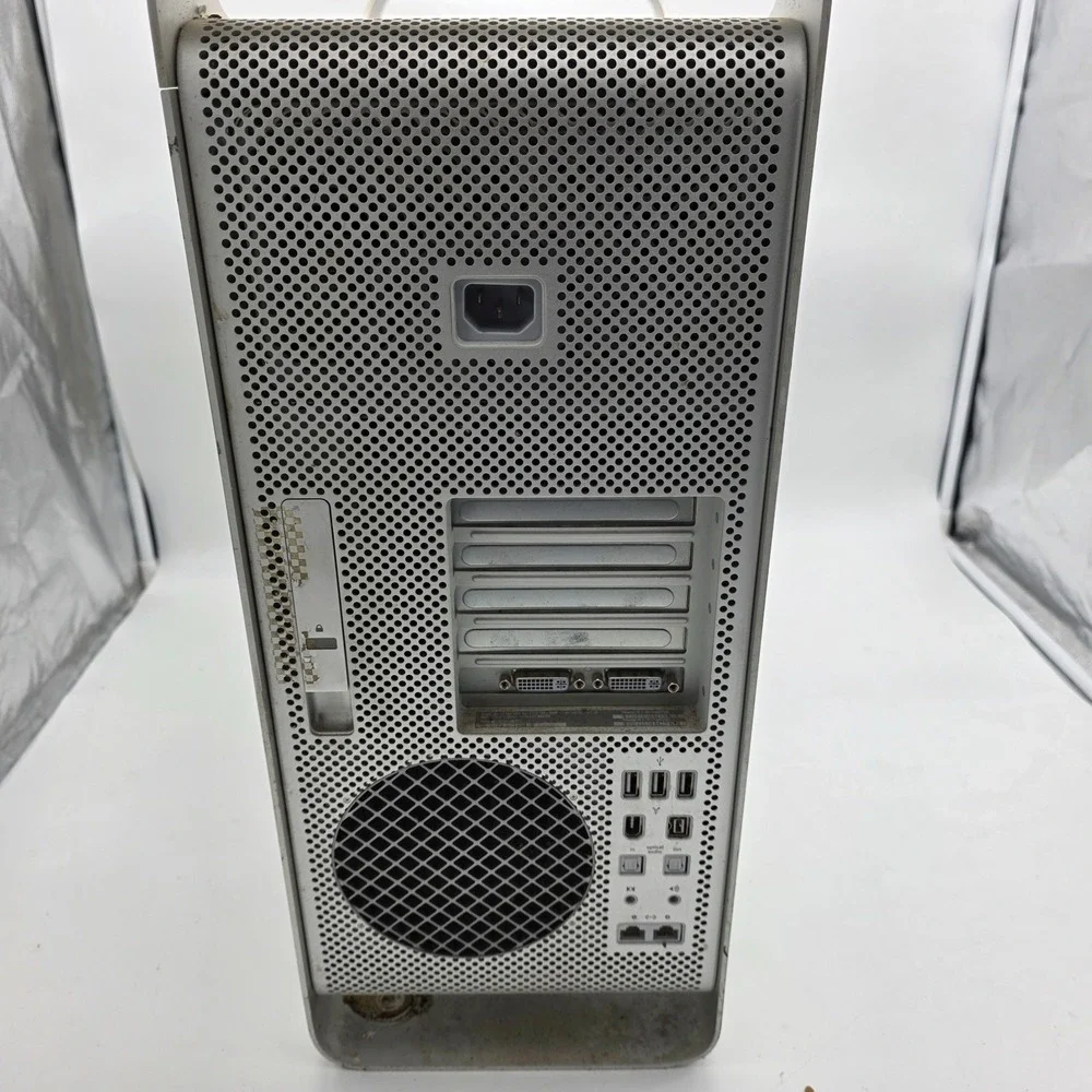 Apple Mac Pro A1186 From 2007 Not Tested **FOR PARTS/NEEDS REPAIR**